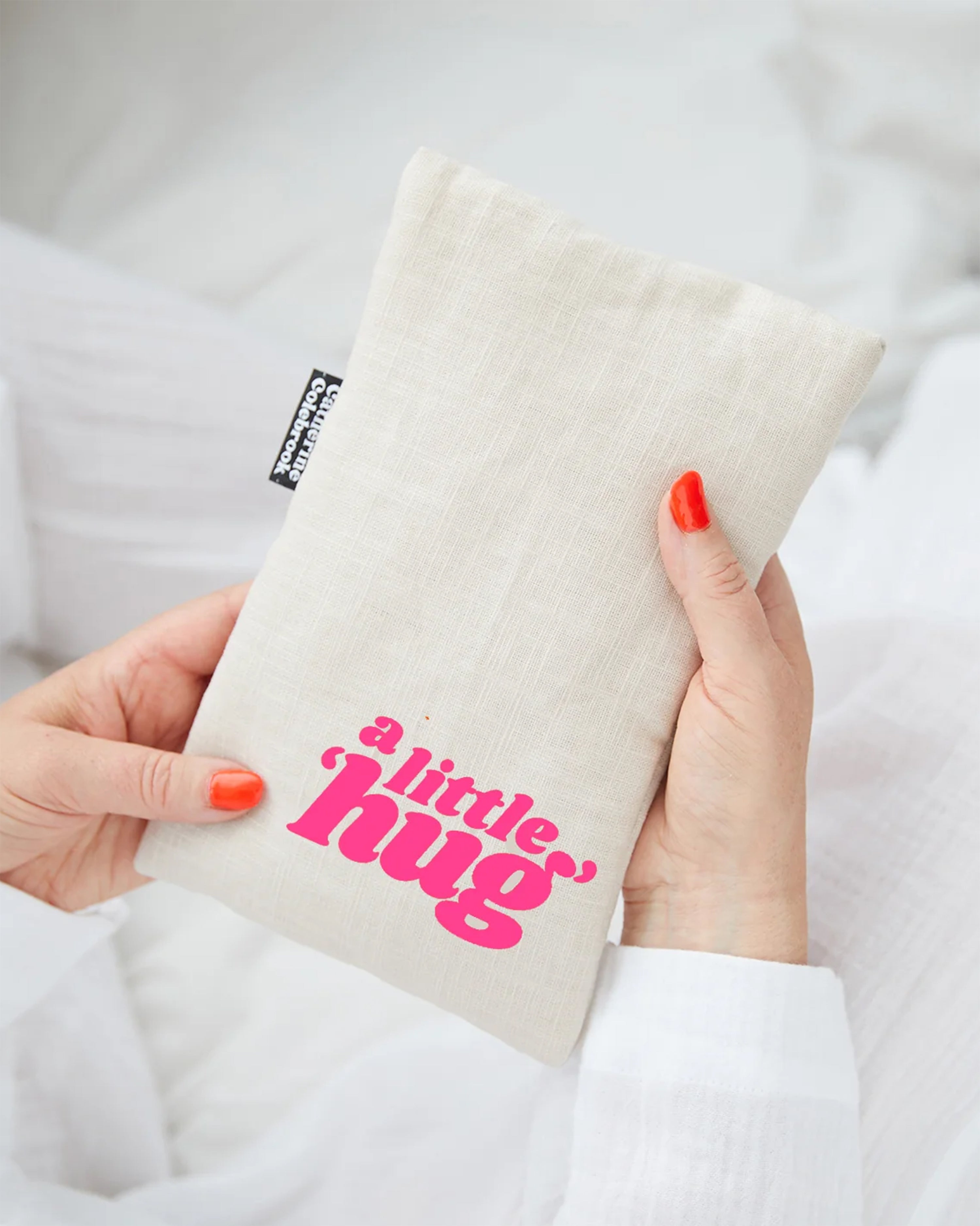 A Little Hug Cute Hot Water Bottle Natural/Neon Pink