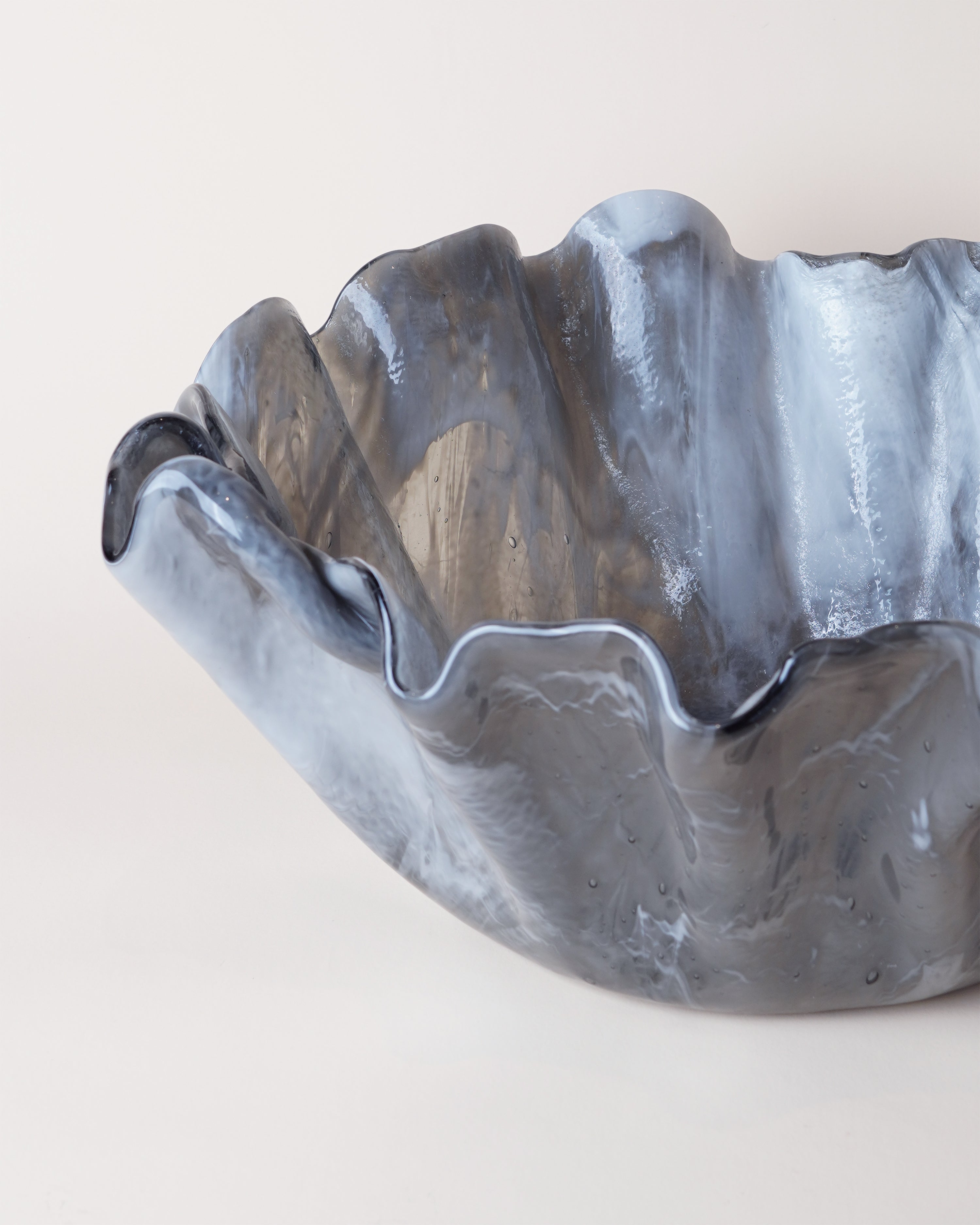 Corolla Bowl Marble Grey D40cm