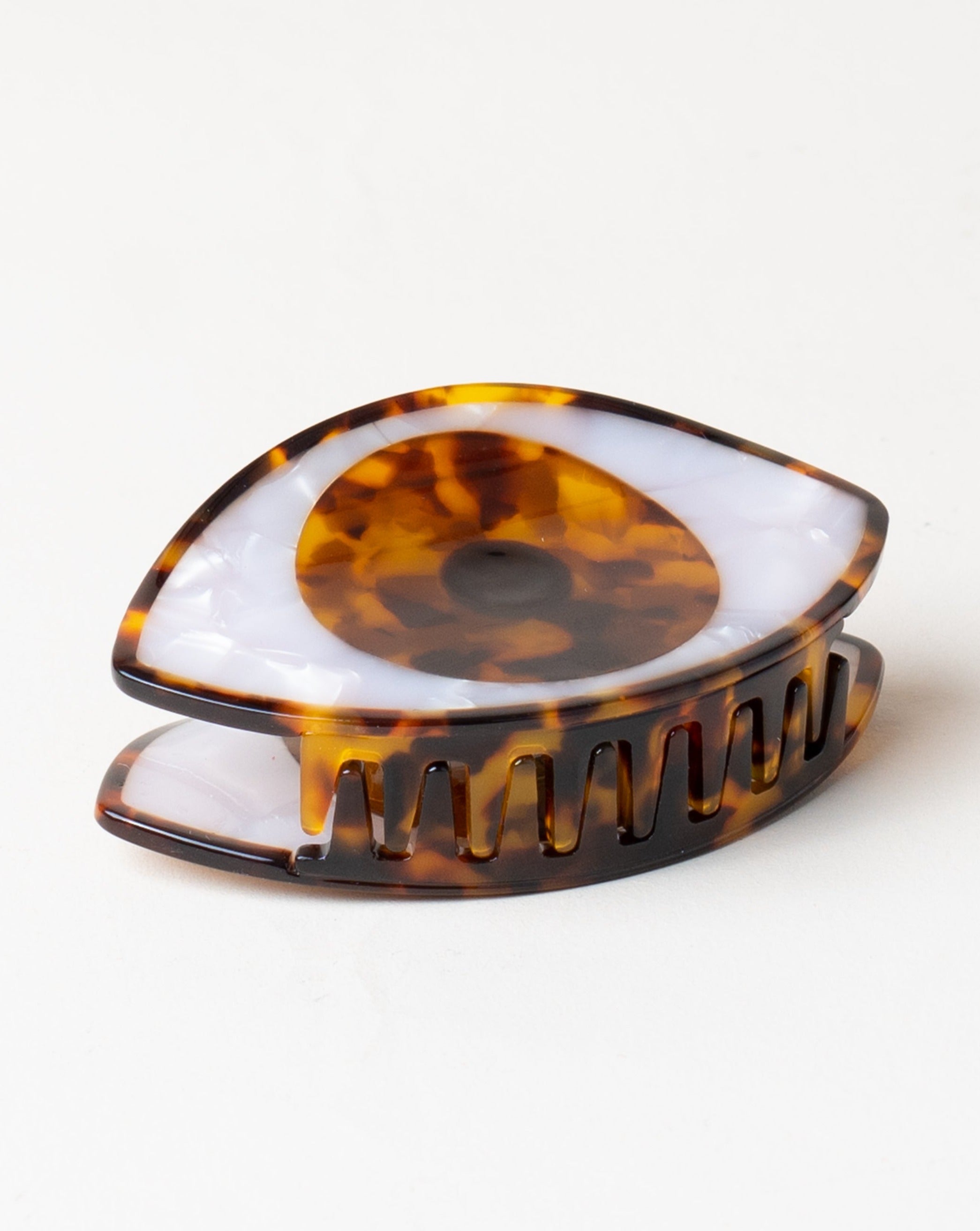 Eye Hair Claw/Brown