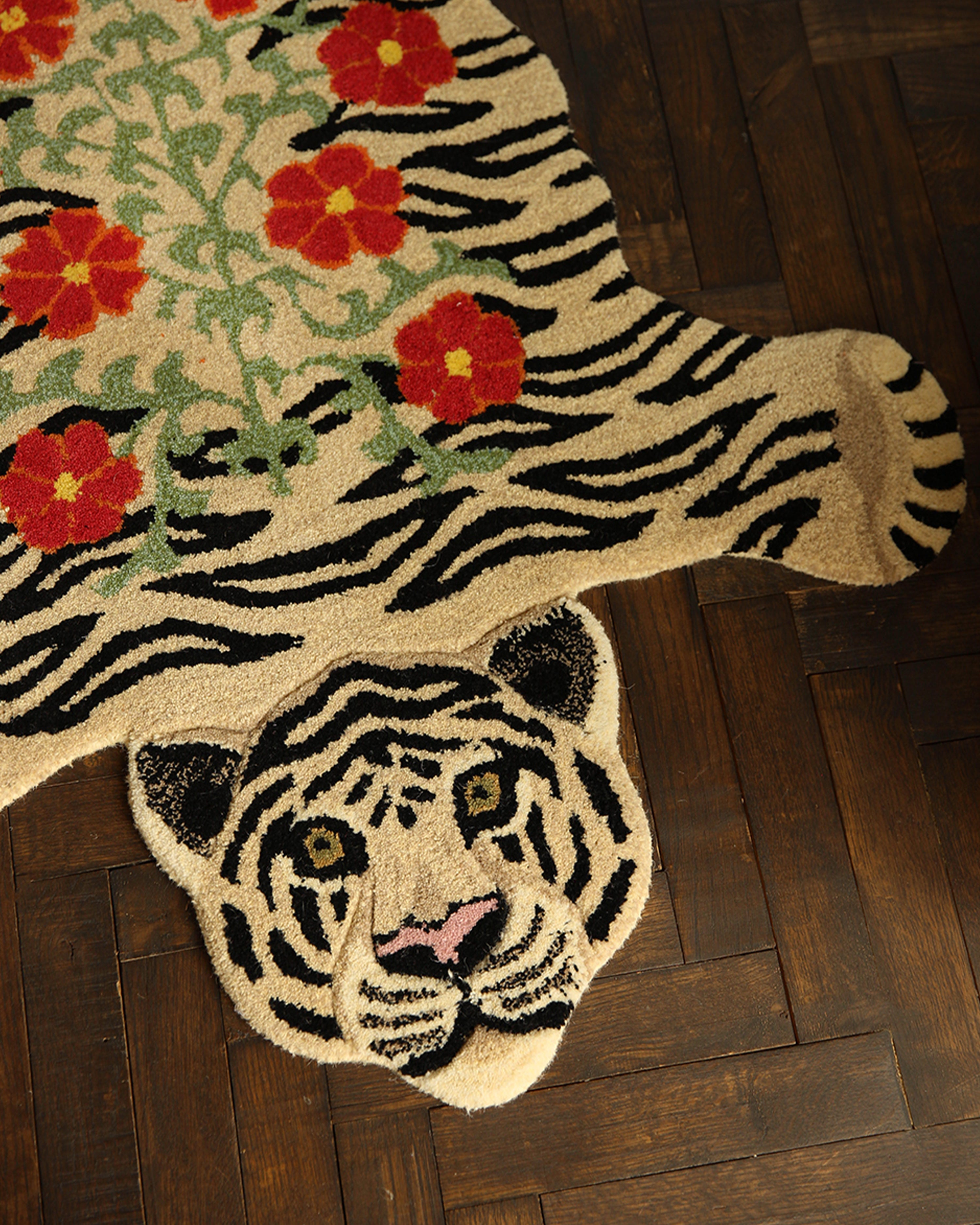 Floral White Tiger Rug Small