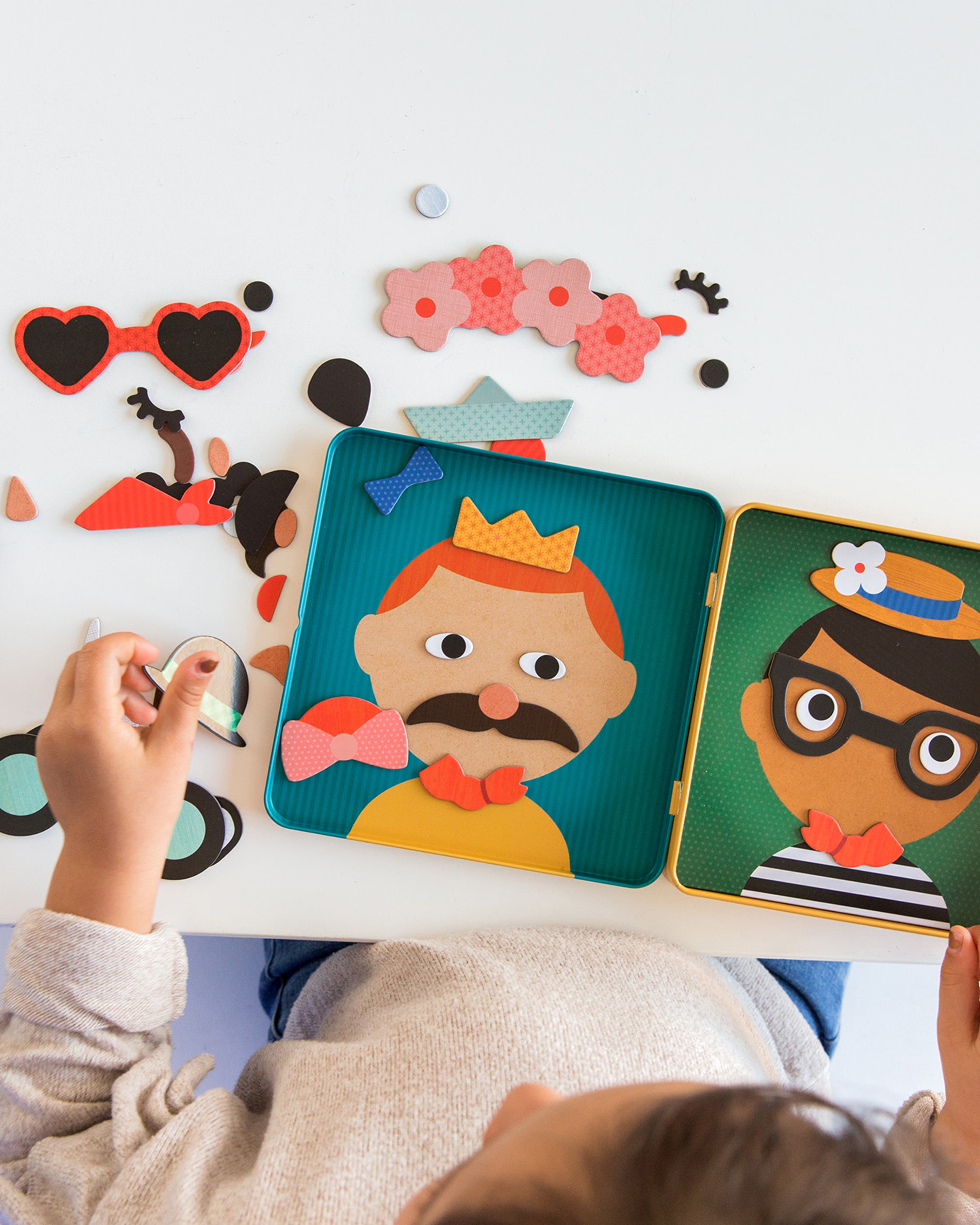 Funny Faces On-the-Go Magnetic Play Set