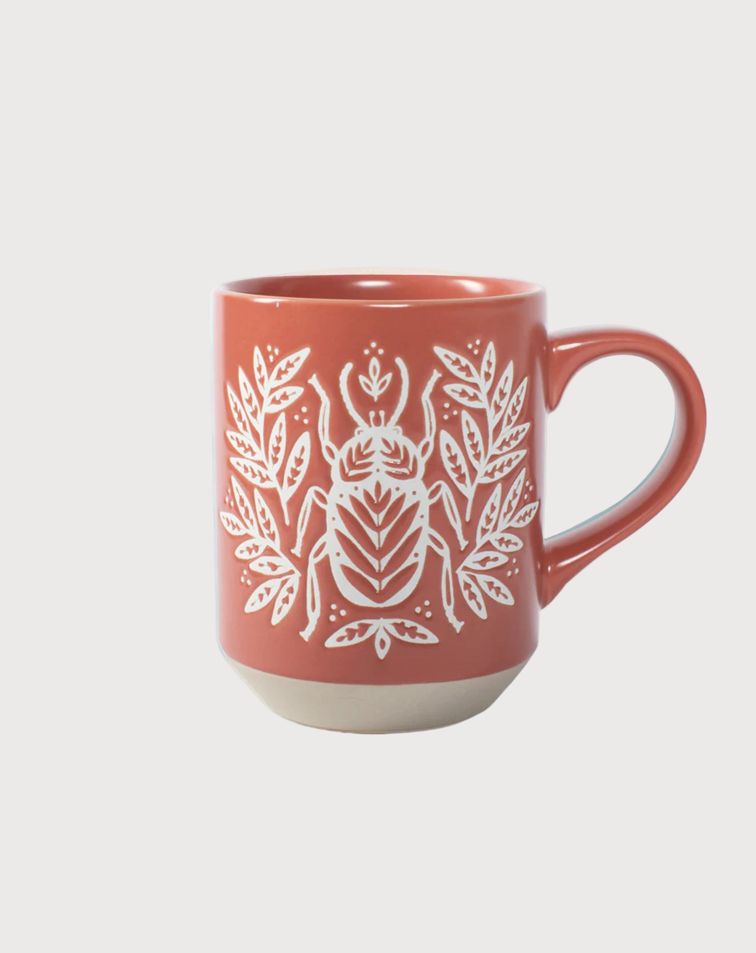 Brown mug with white details