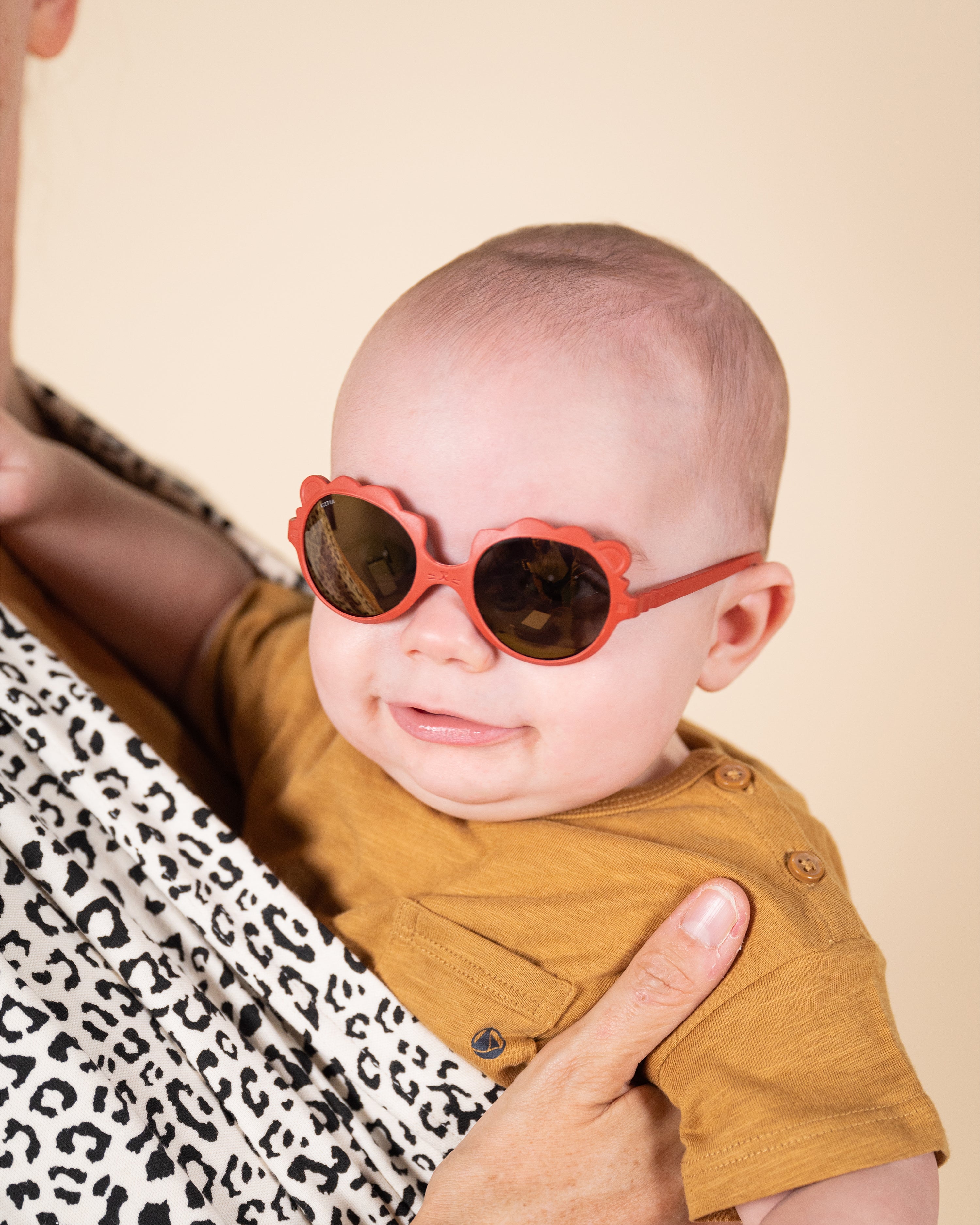 Lion Red Sunglasses/0-1 years