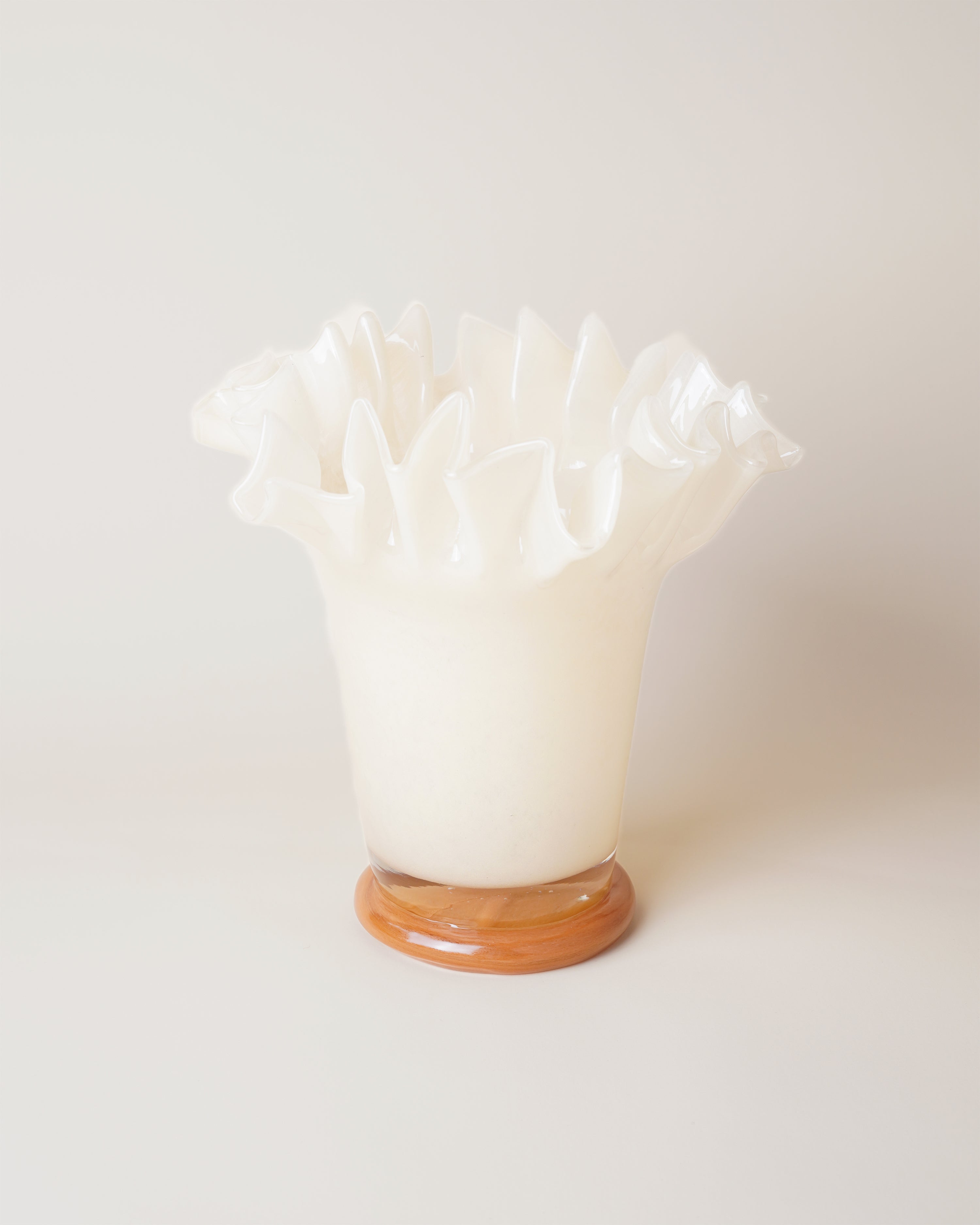 Loa Vase Vanilla
