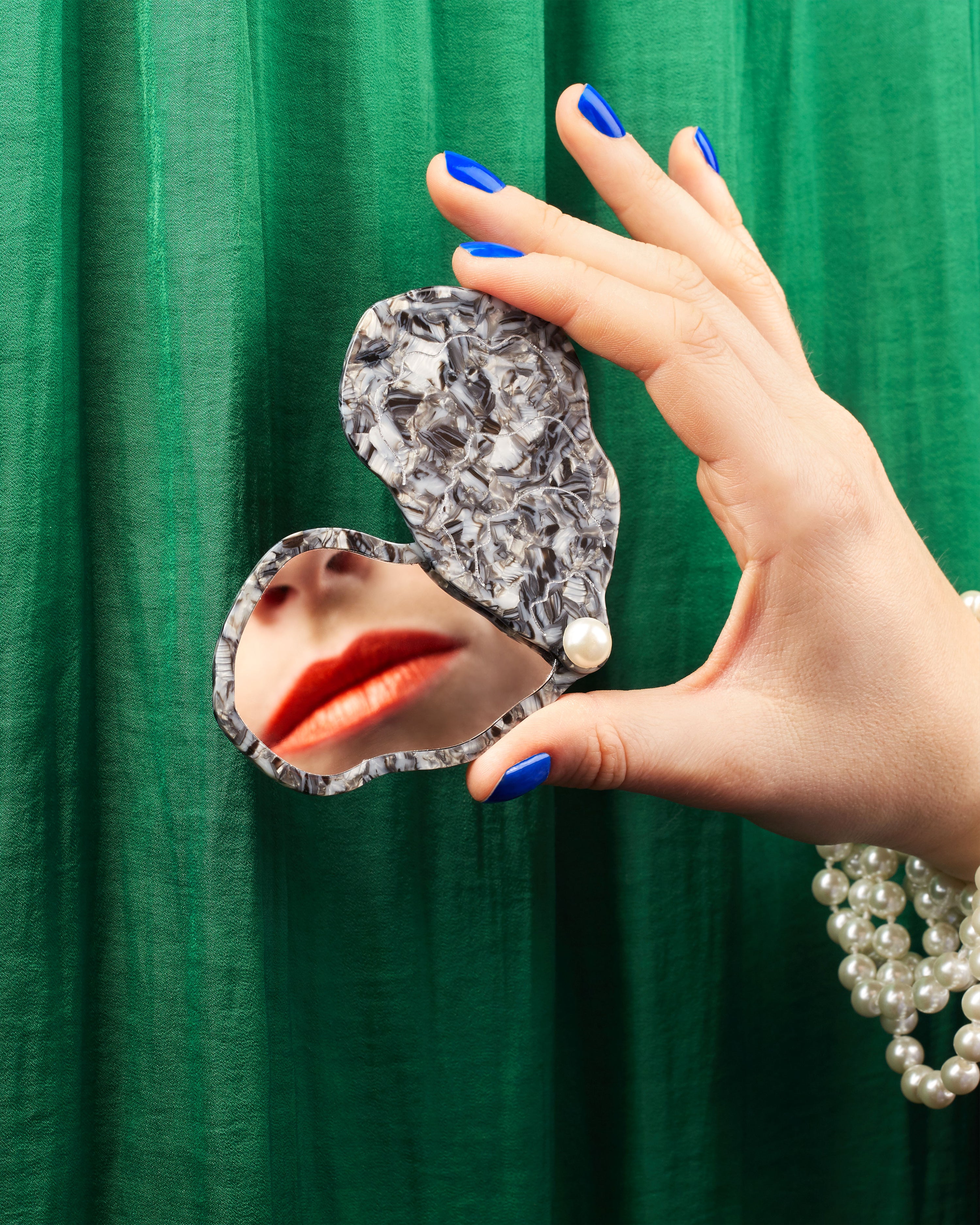 Oyster Mirror