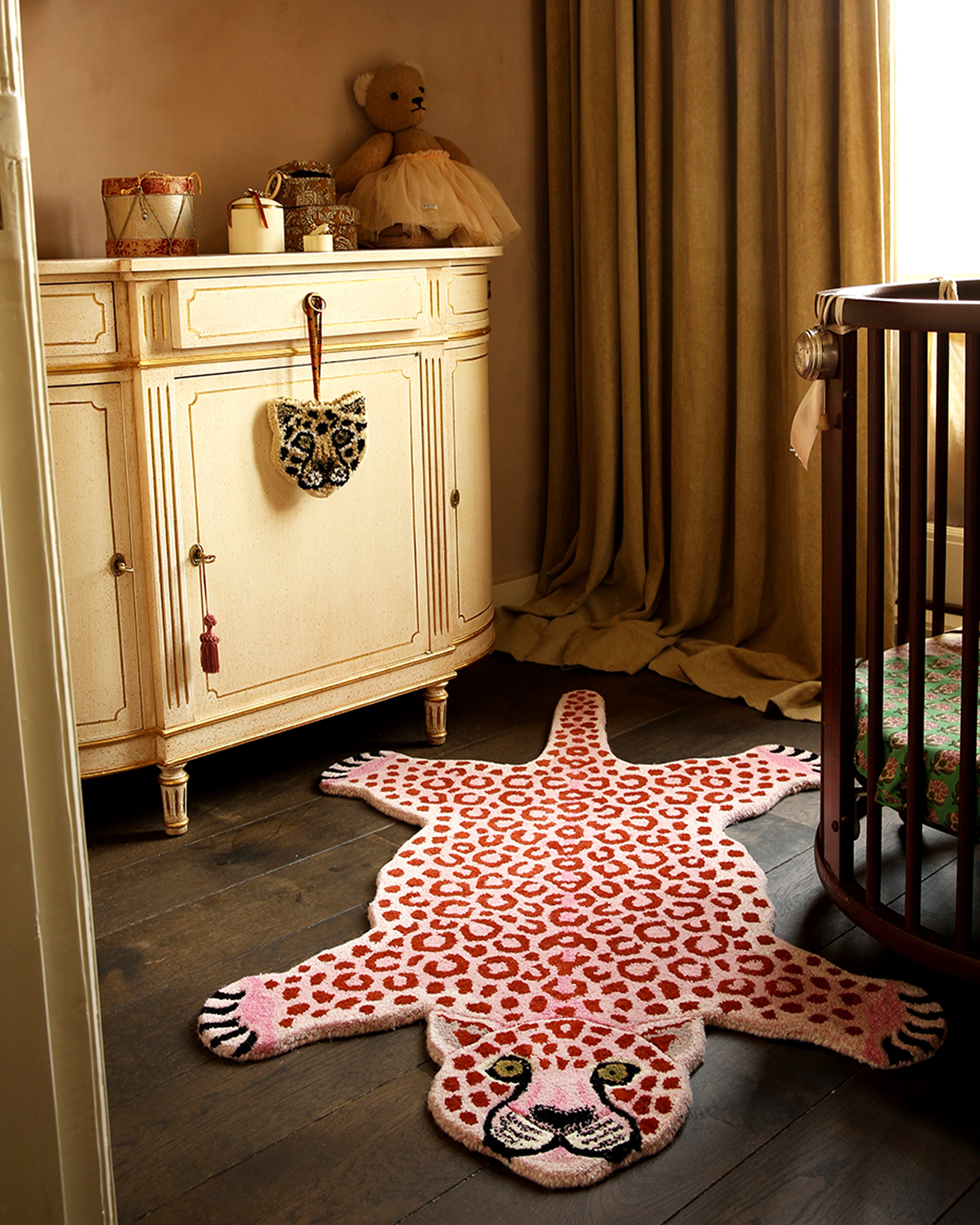Pinky Leopard Rug Large