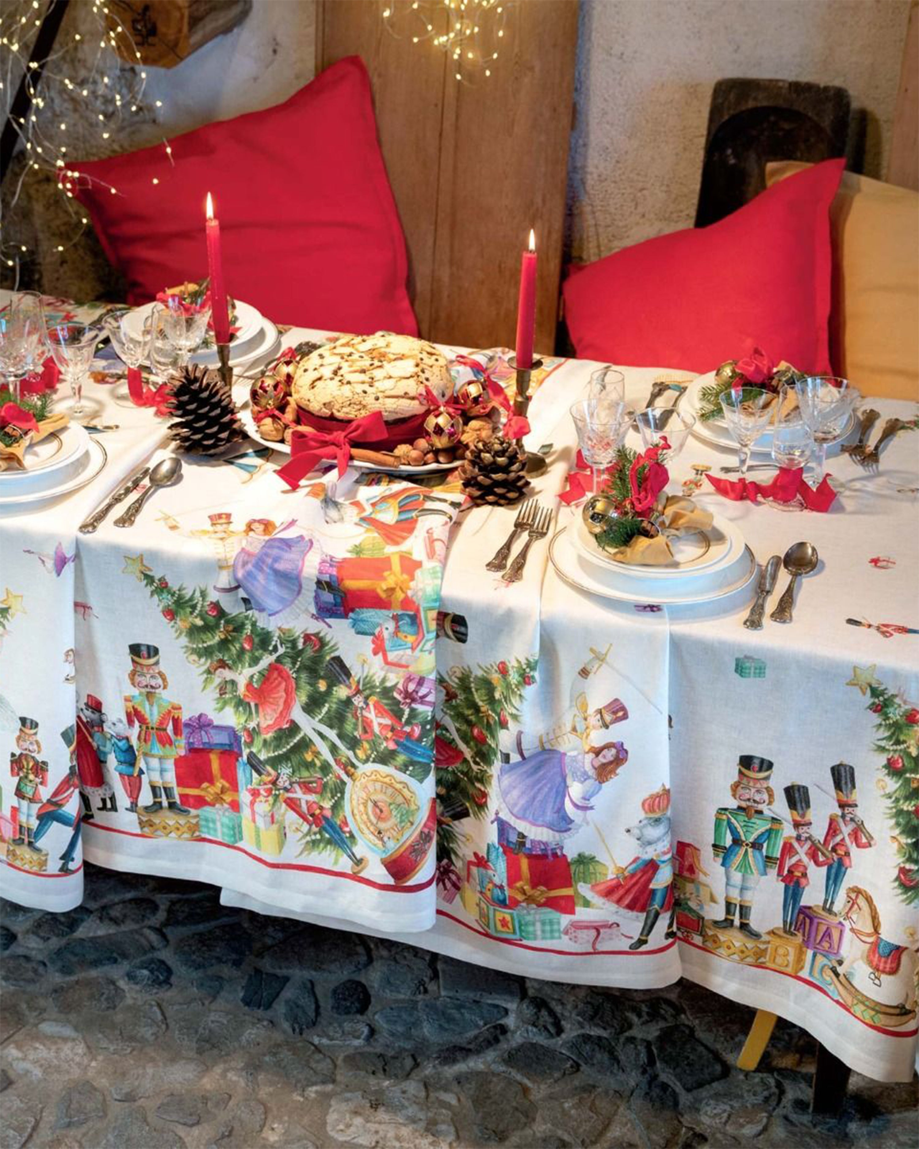 Schiaccianoci Tablecloth