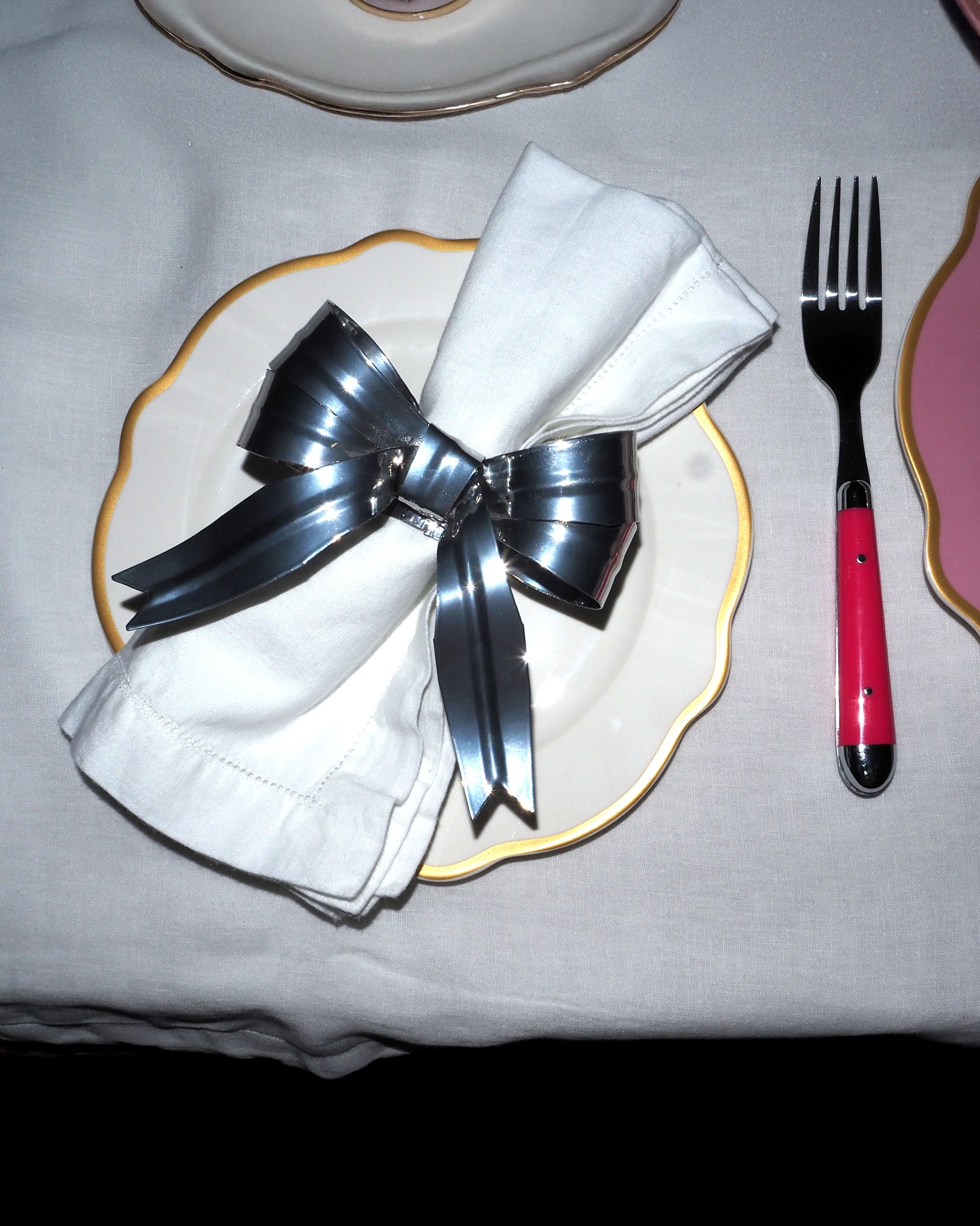 Set of 4 Bow Napkin Rings Brass