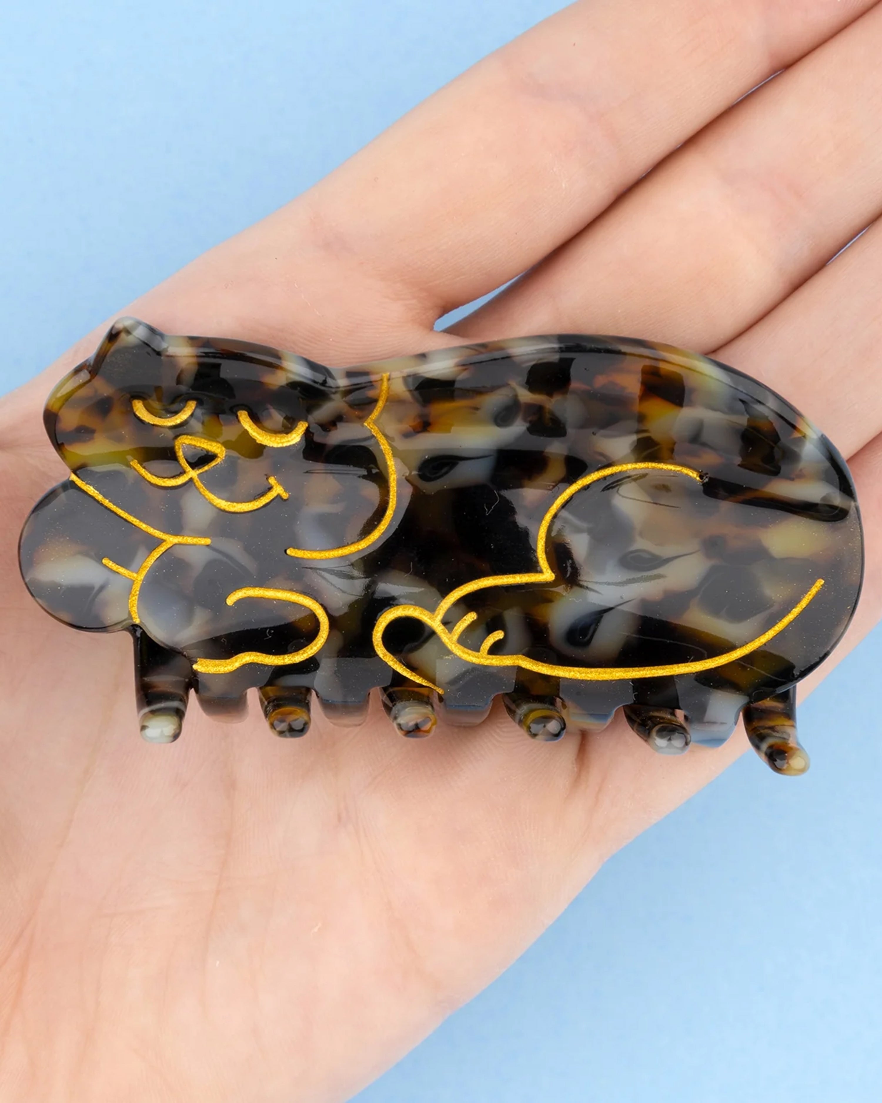 Tortoiseshell Cat Hair Claw