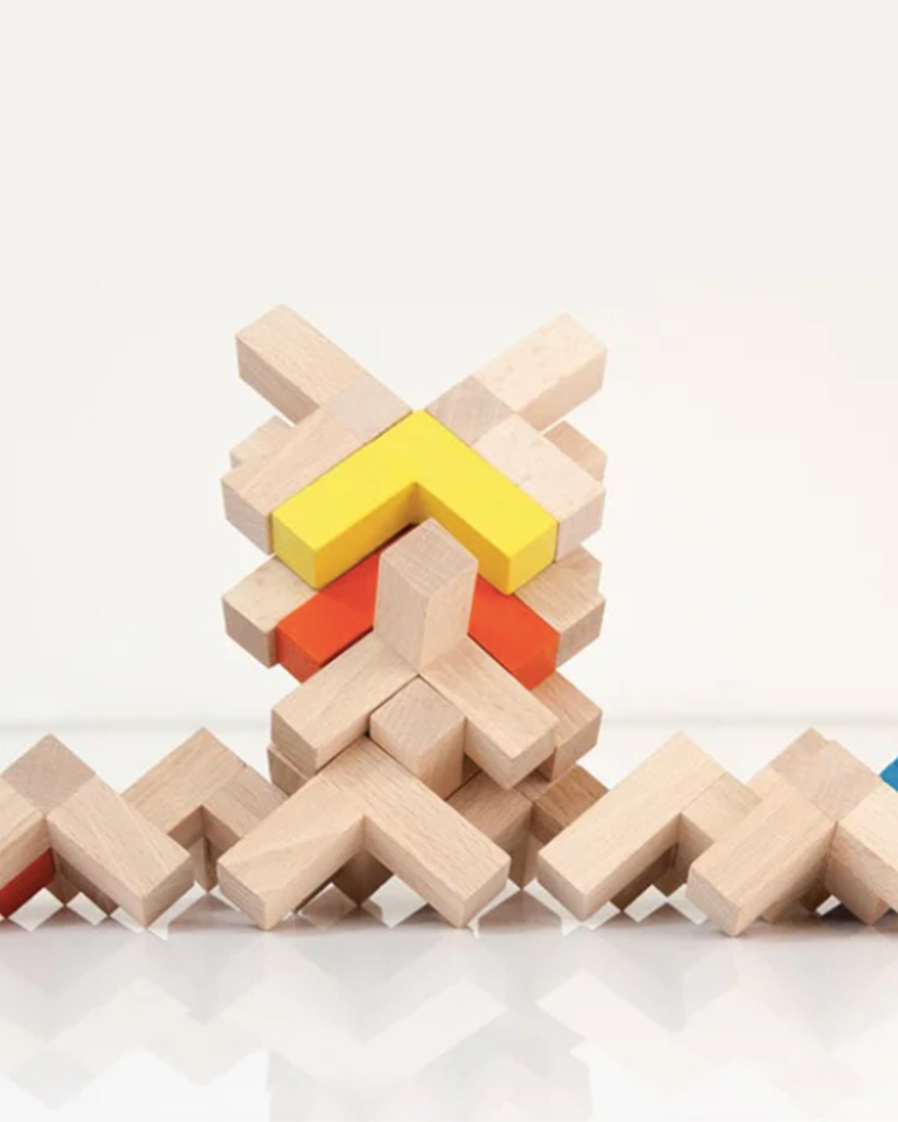 Triada Solar Building Game