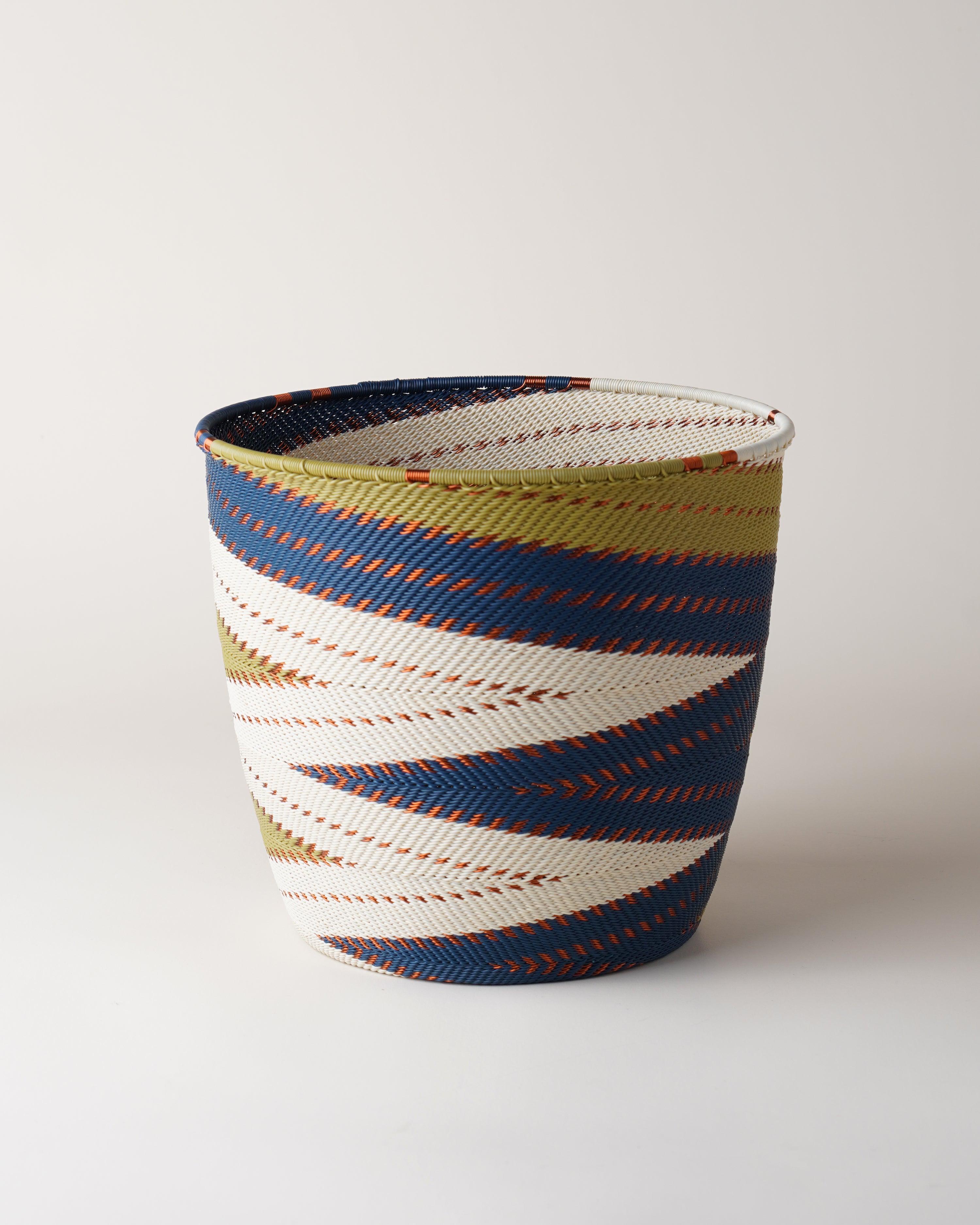 Zulu Planter Wicker Large
