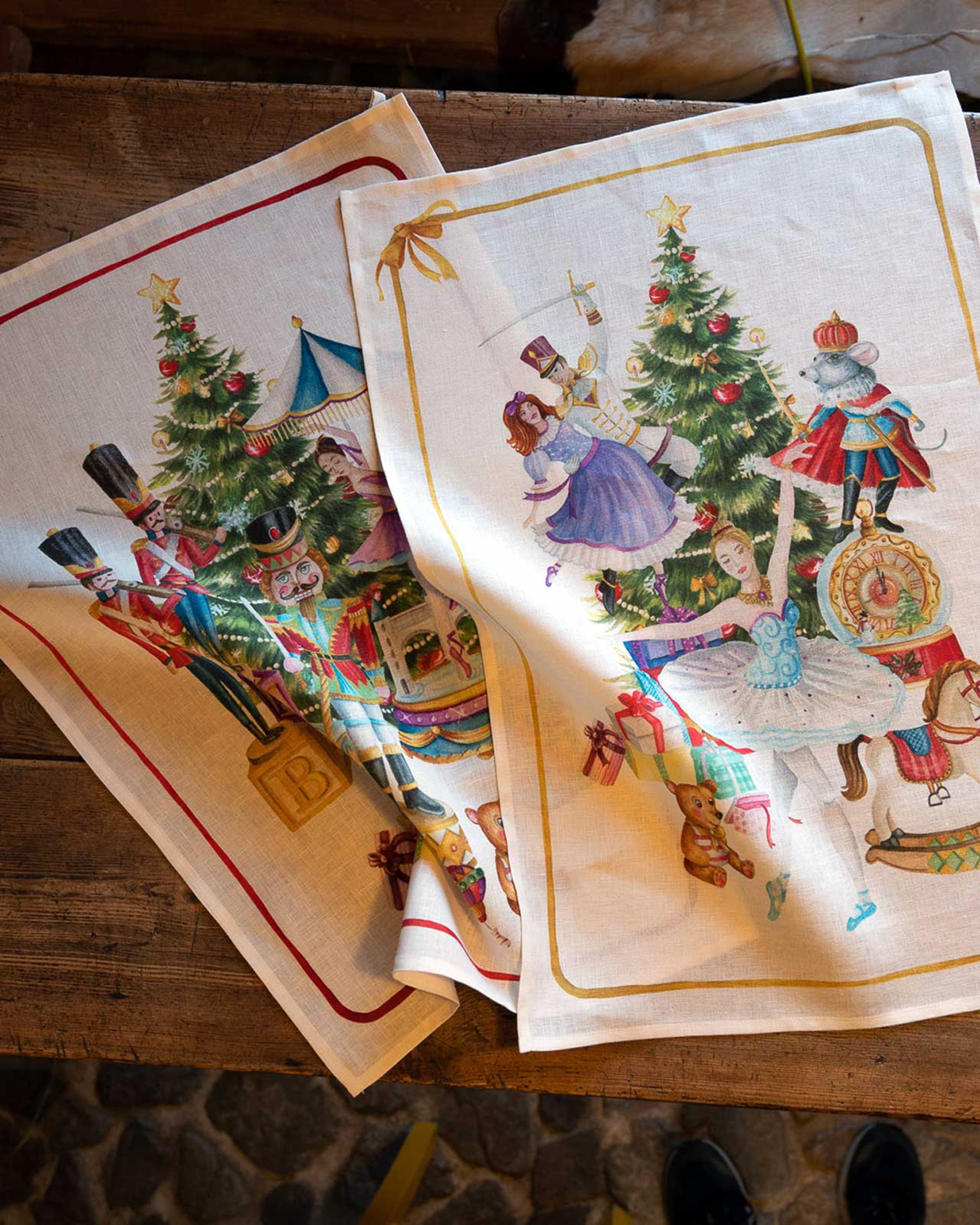 Schiaccianoci Rosso Kitchen Towel 50x70cm