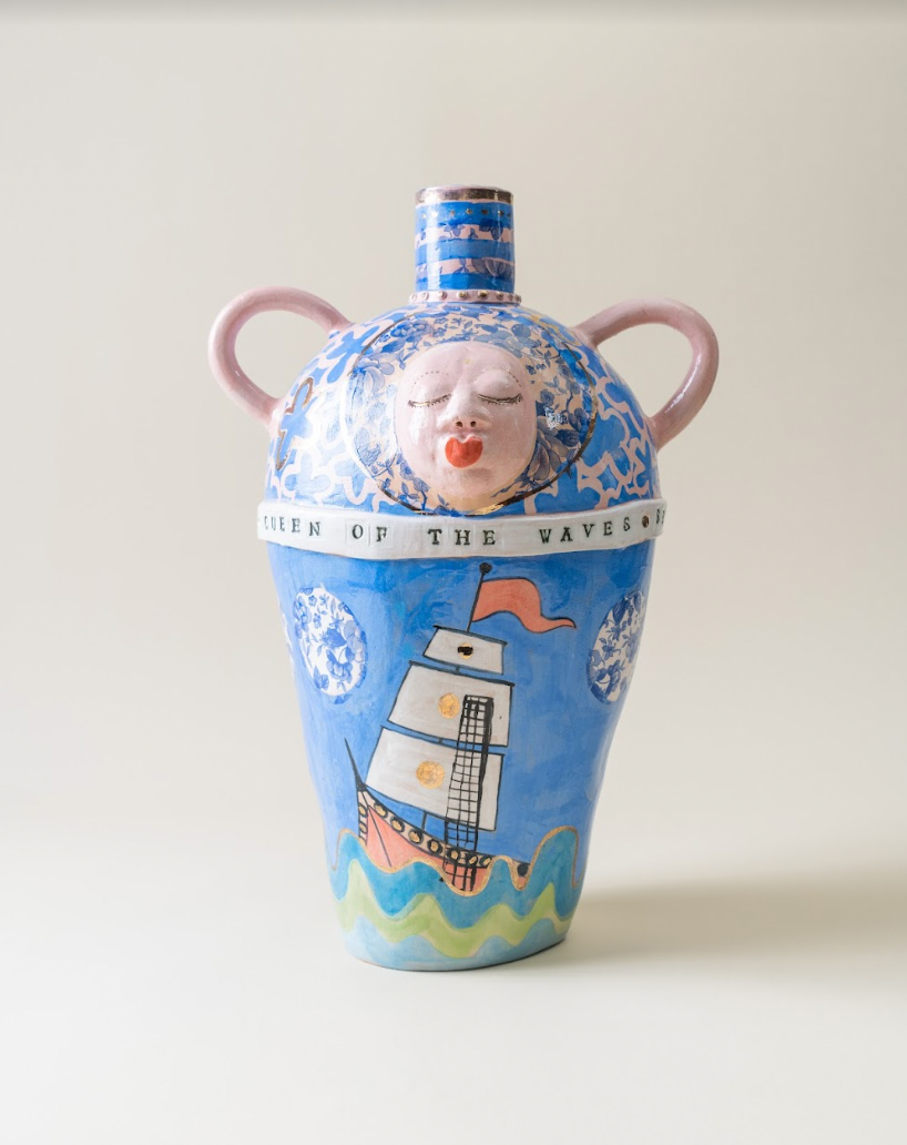 Large Face Urn/Ship