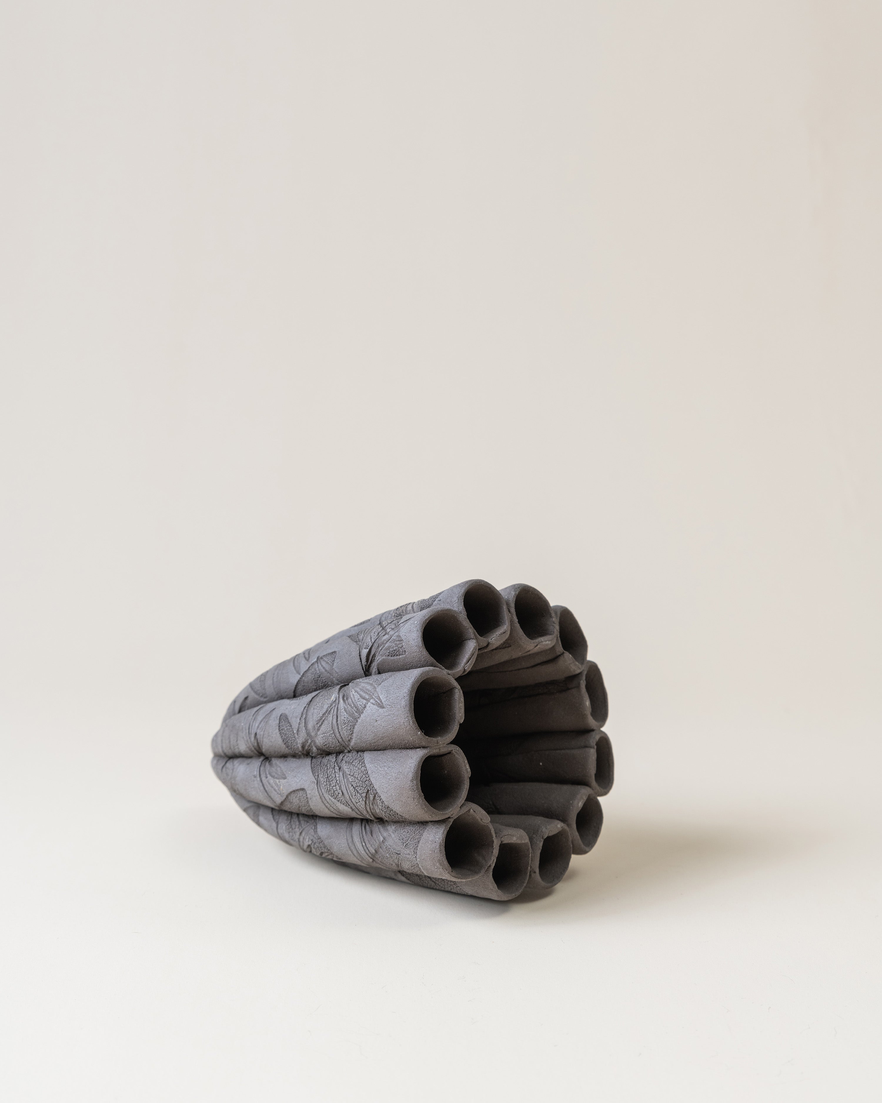 Dark Leaf Pod