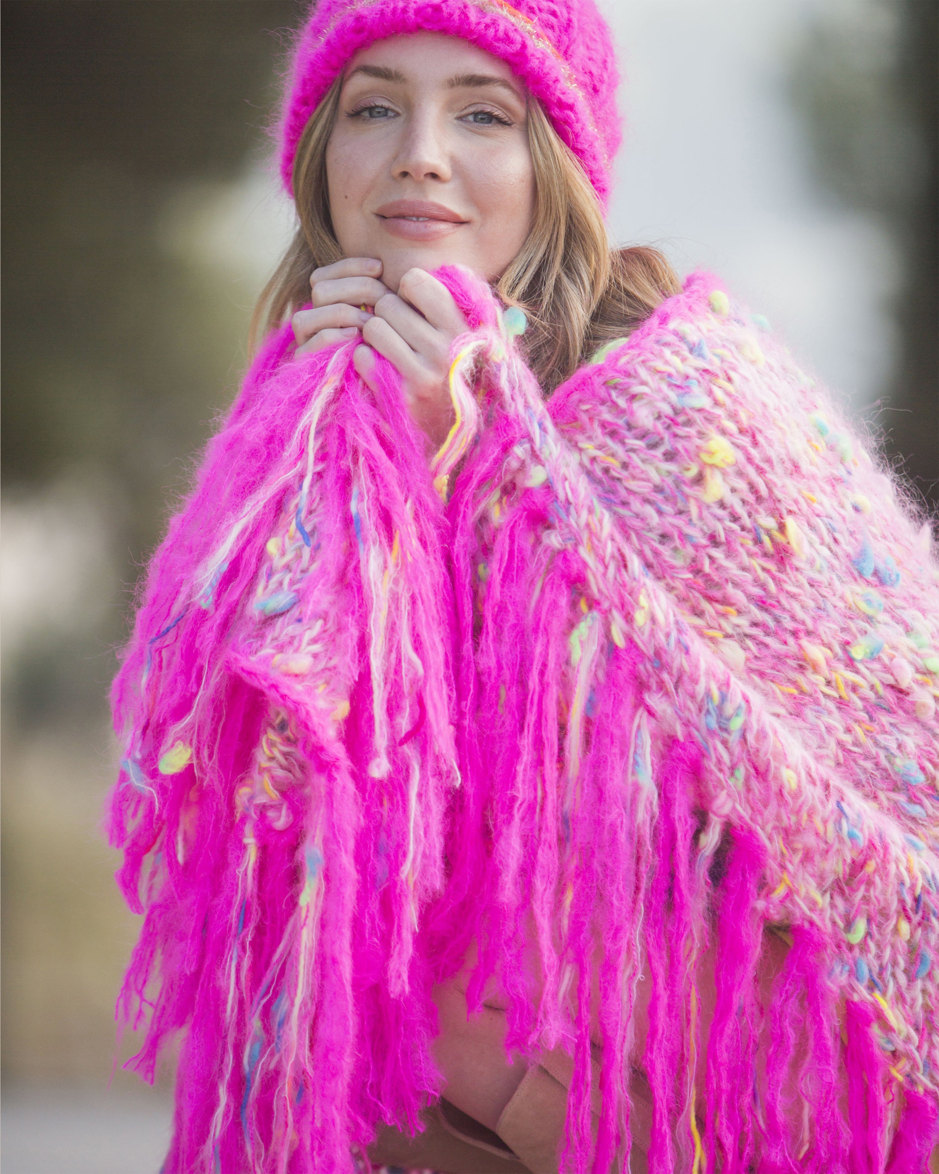 Aponi Poncho Neon Pink