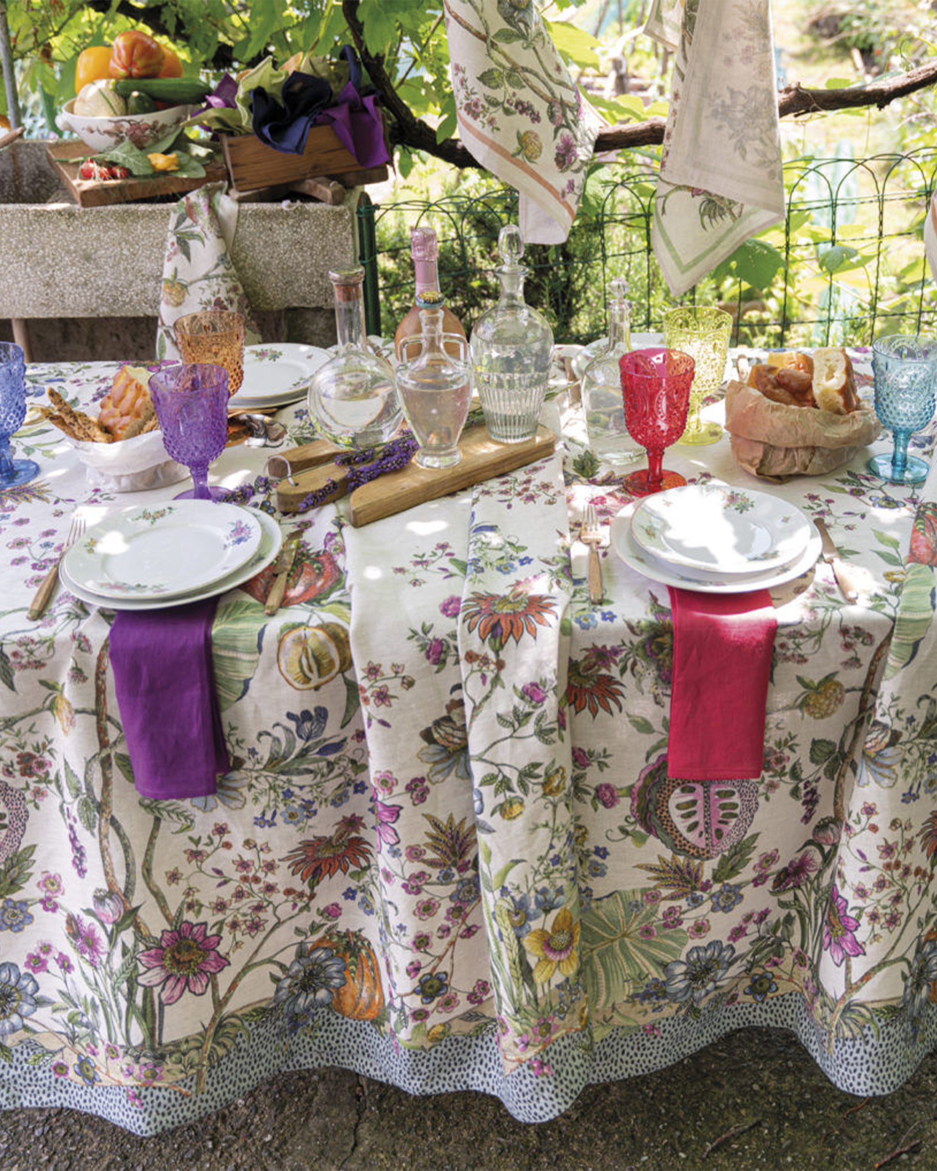 Biloba Tablecloth