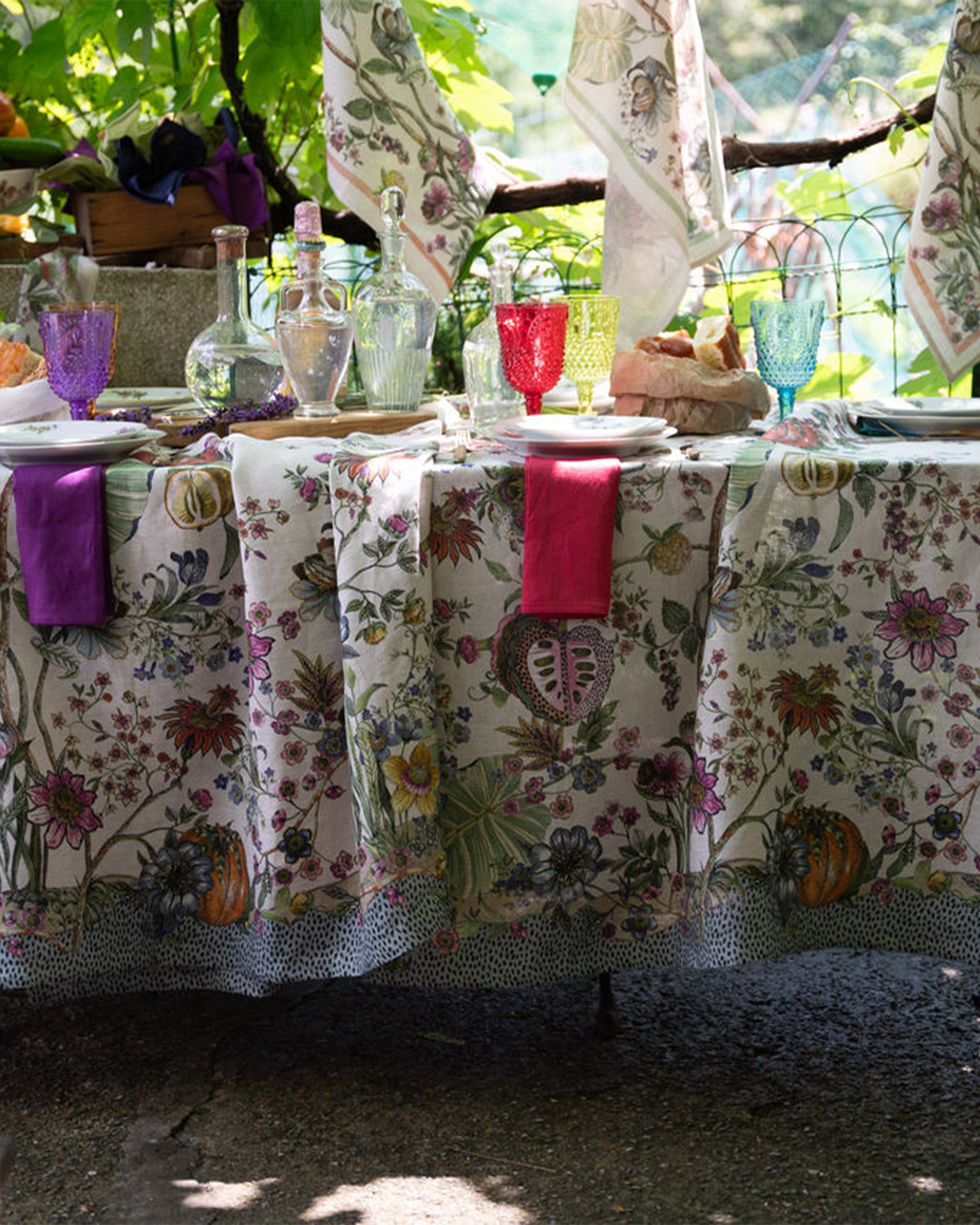 Biloba Tablecloth