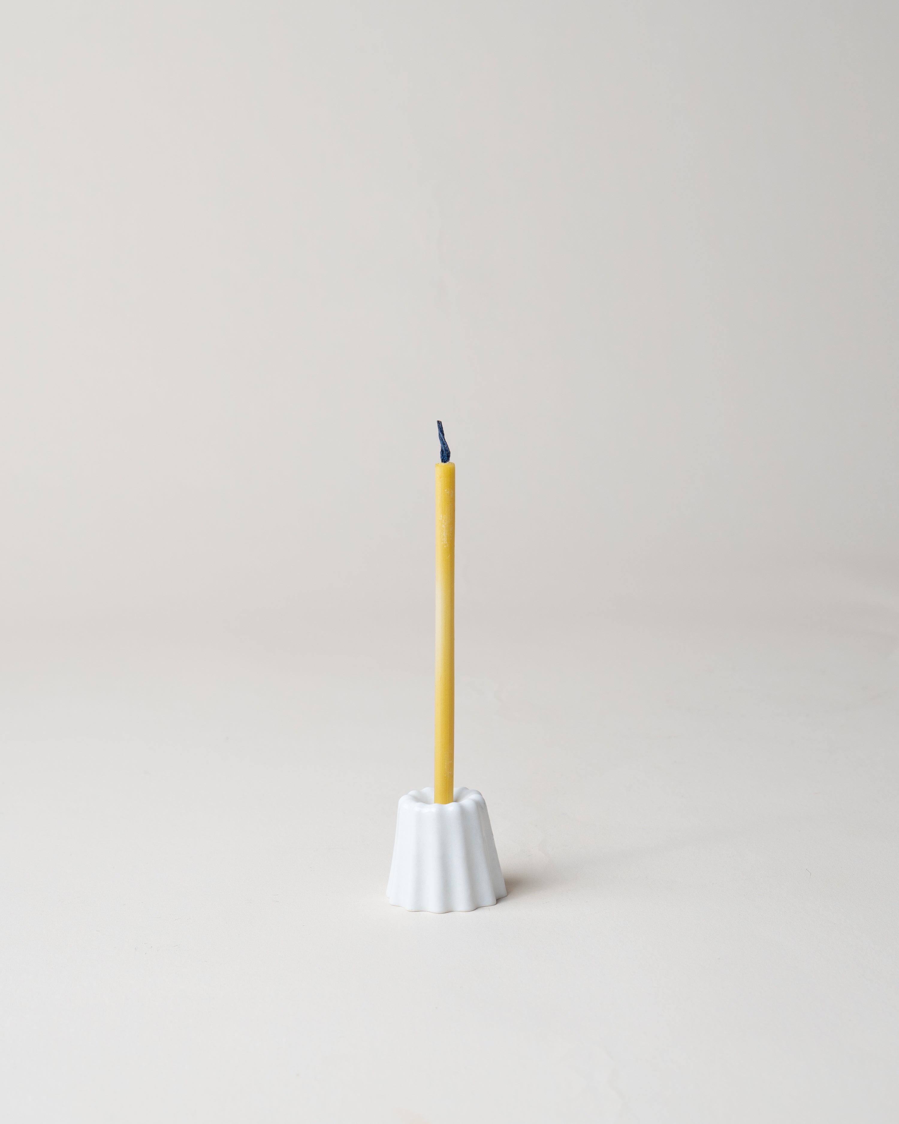 Candle Holder/White