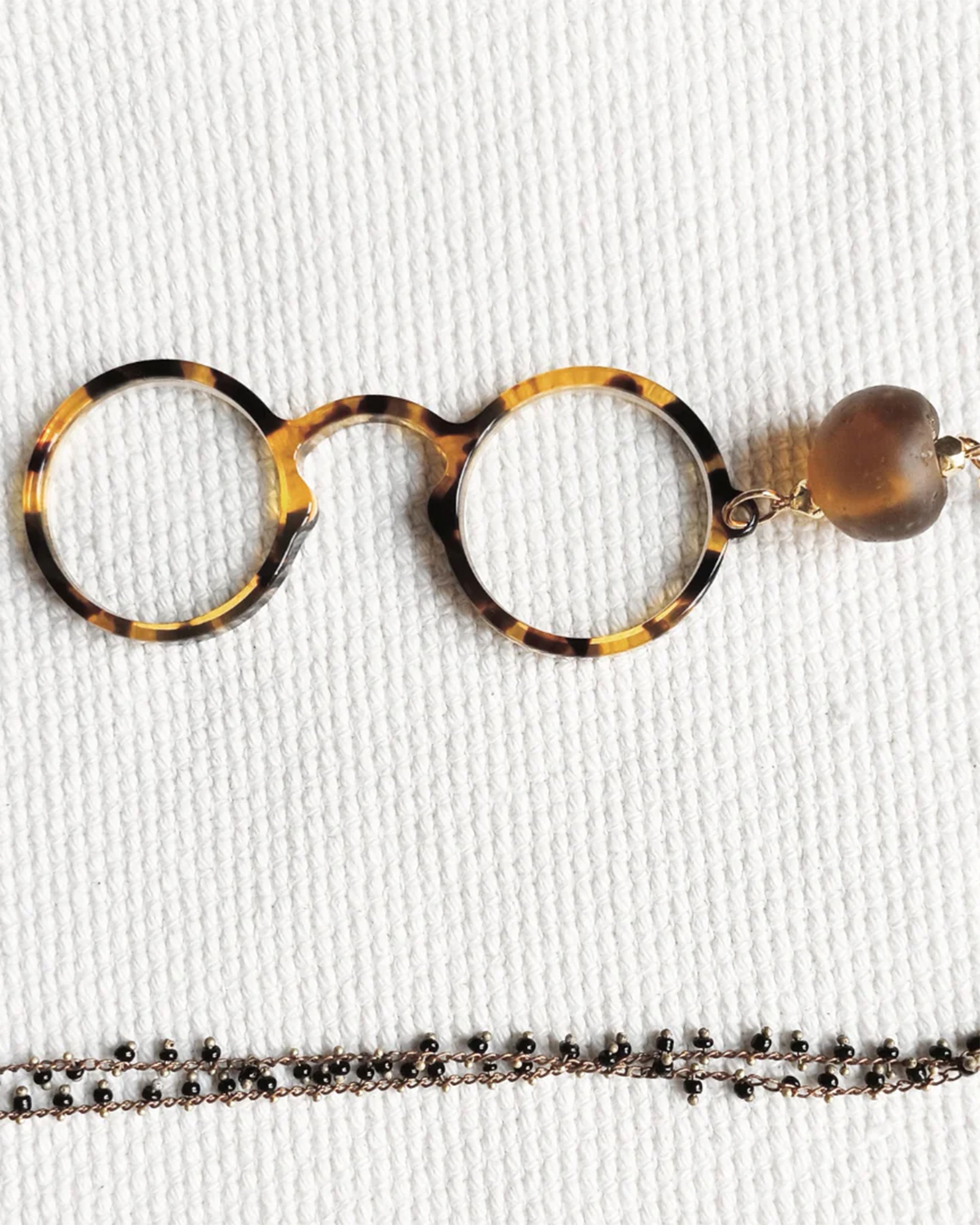 Carey Round Lorgnette