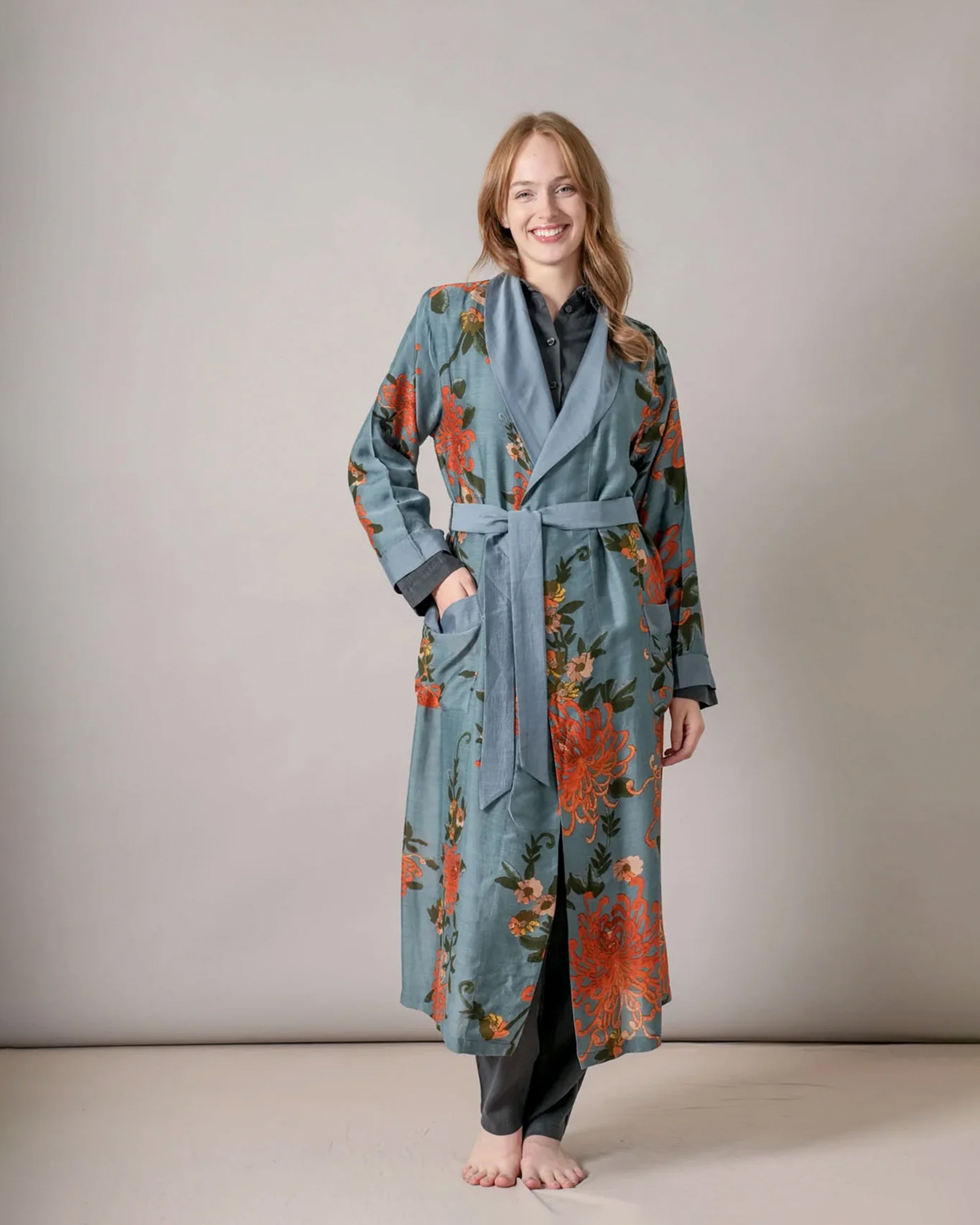 Chrysanthemum Grey Gown