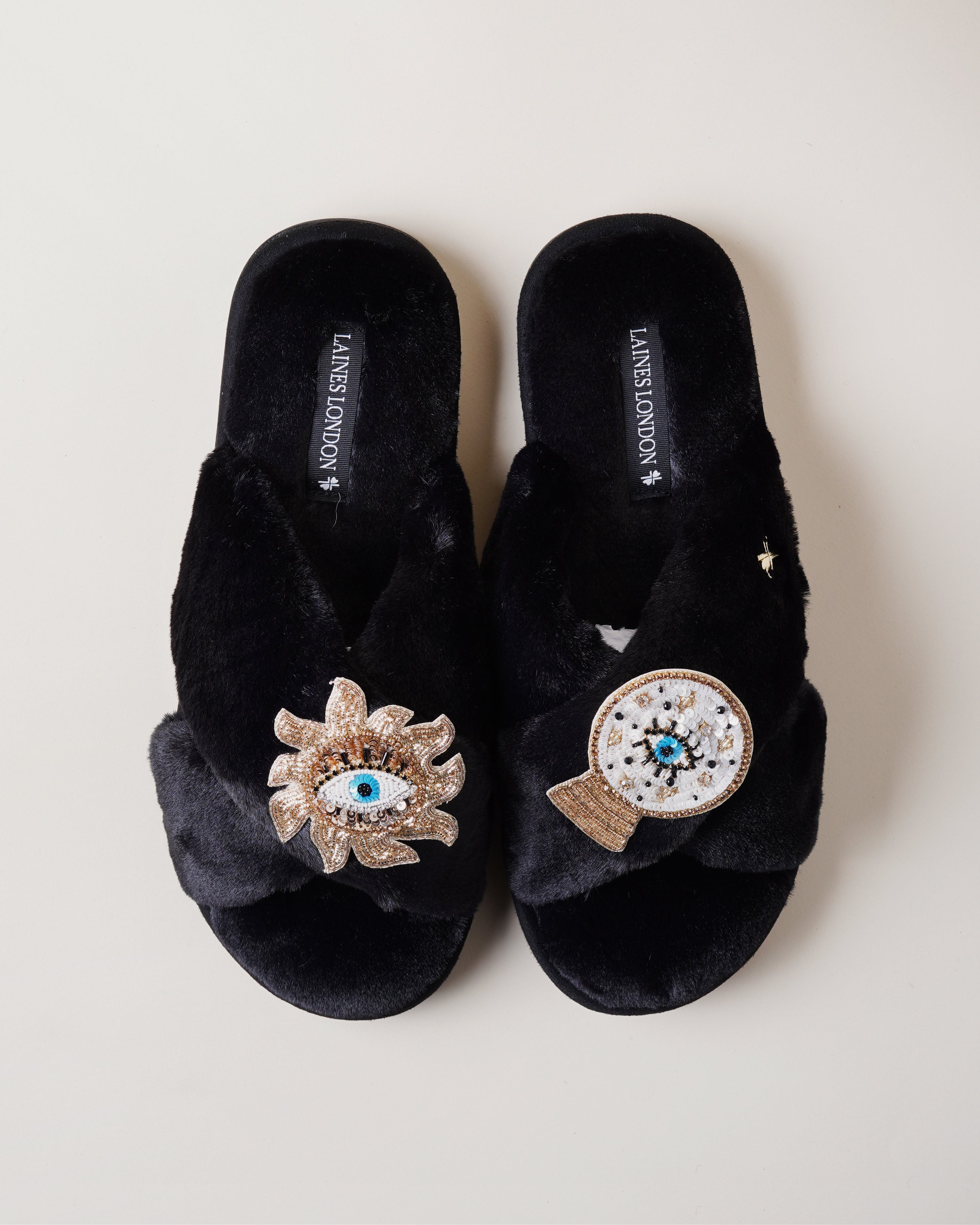 Classic Slippers With Double Mystic Eye Brooches Black