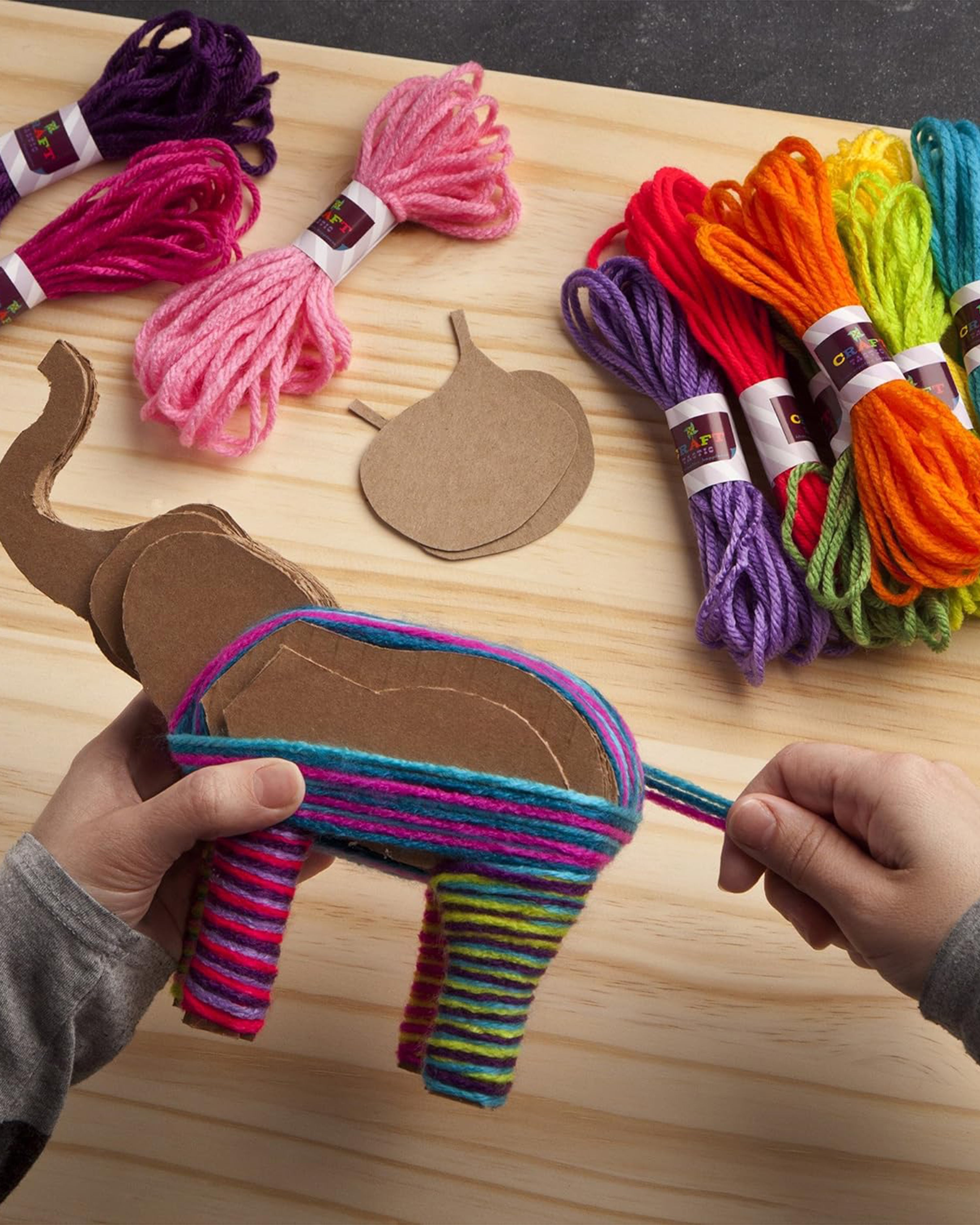 Craft Kit/Elephant Yarn