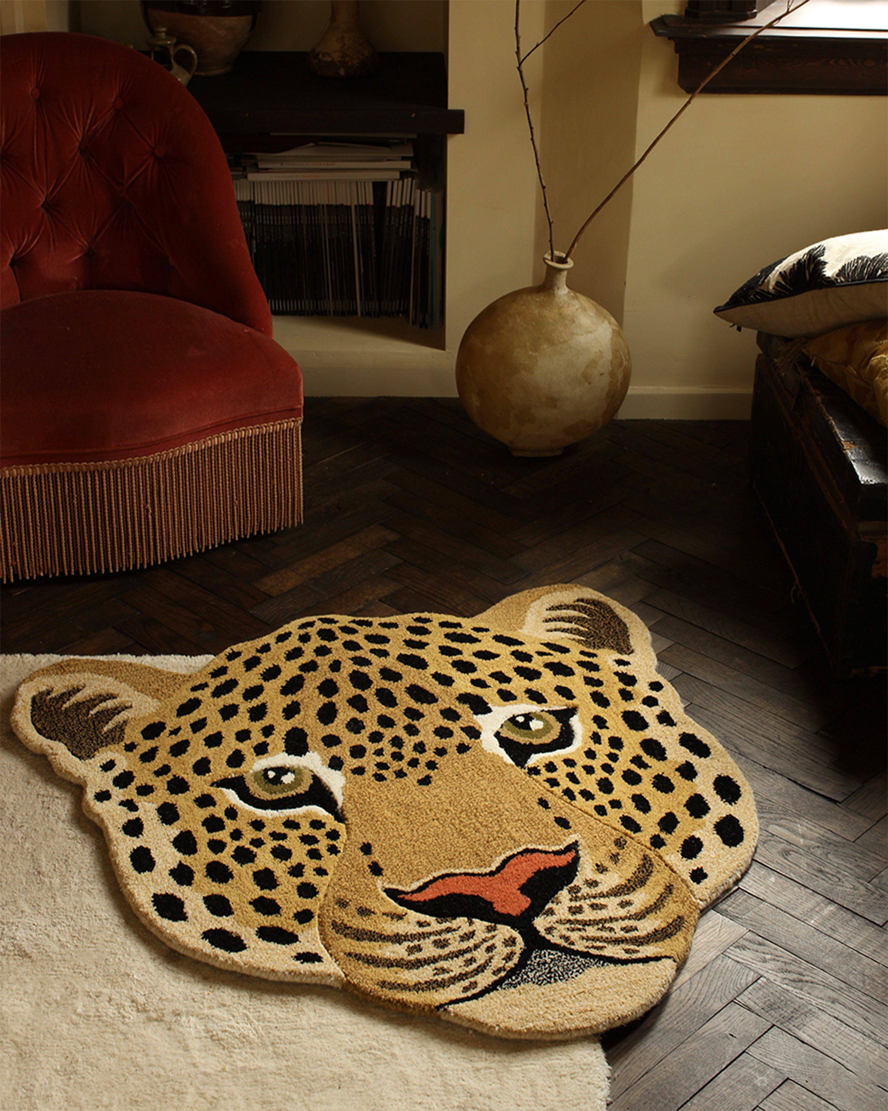 Himani Leopard Head Rug Large