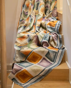 Loop Mezzero Decorative Throw