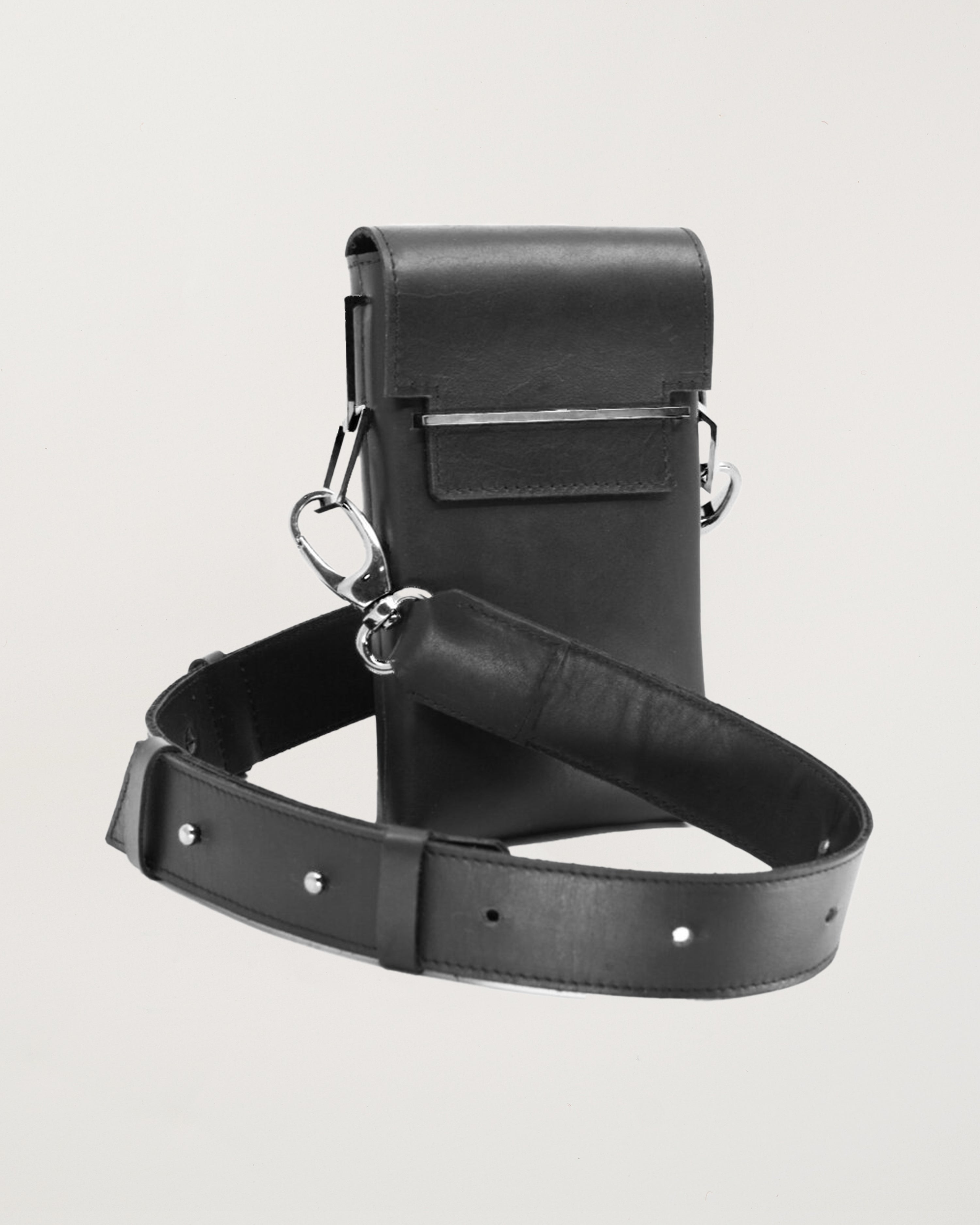 Medium Crossbody Bag/Black Silver