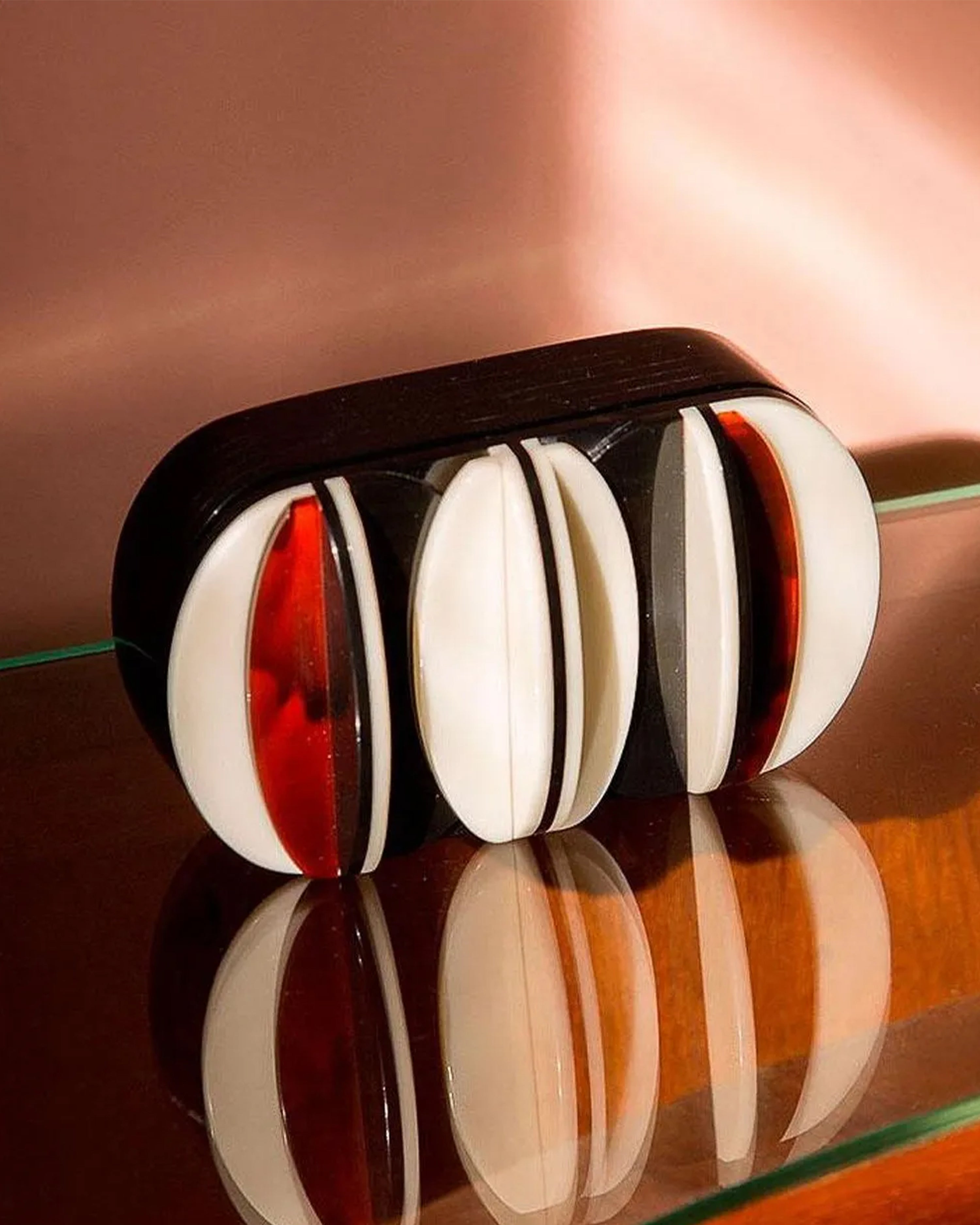 Panorama Bow Box