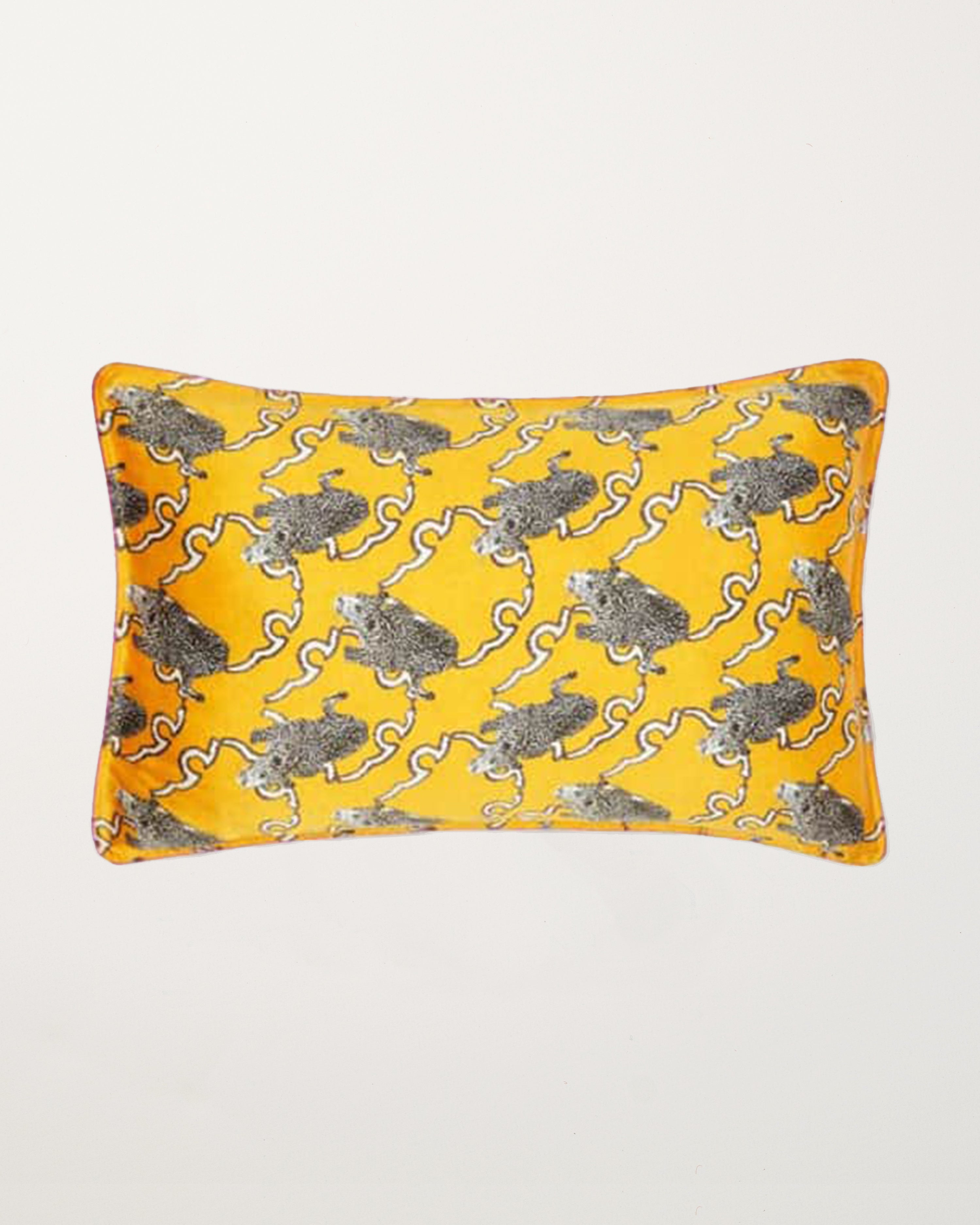 Pillow Case/Pouncing Leopard