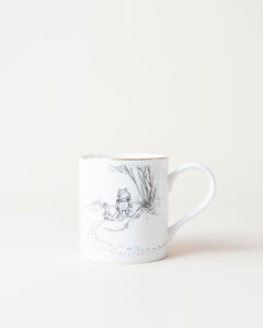 Winnie-The-Pooh Snow Majestic Mug