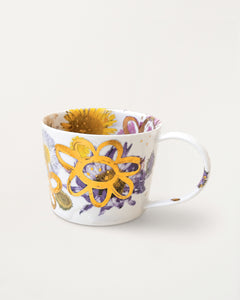 White & Gold Daisies Mug