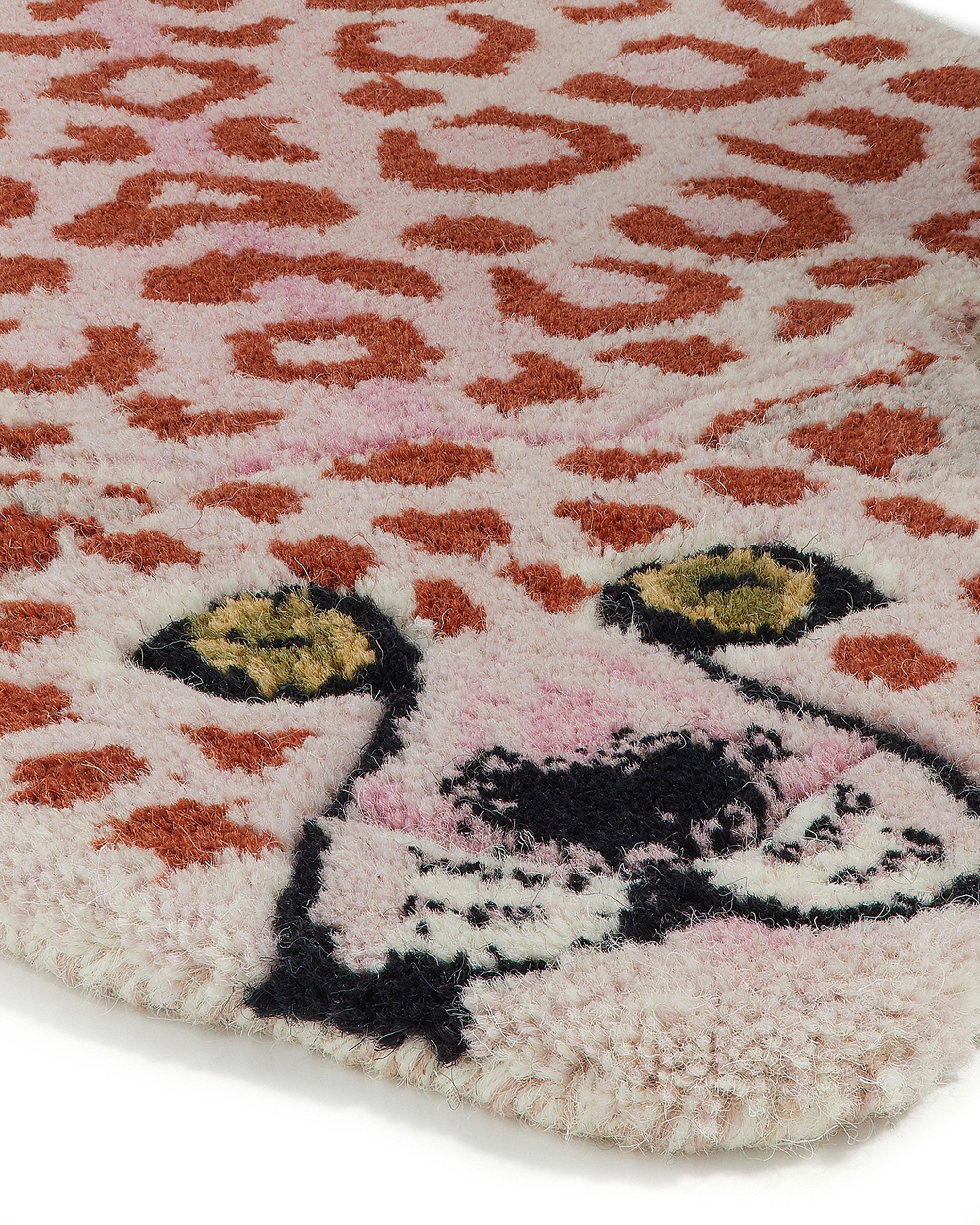 Pinky Leopard Rug Small