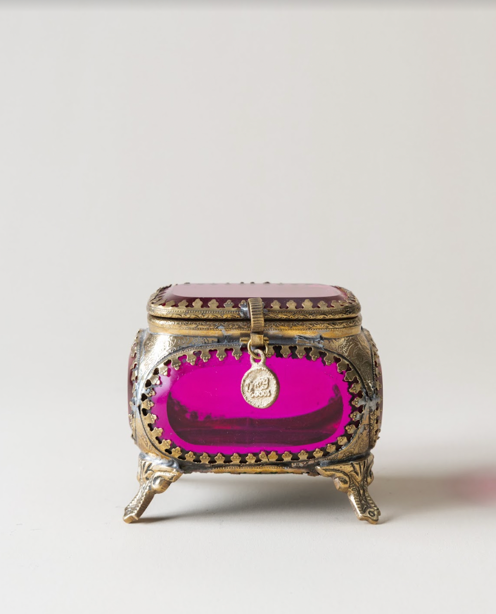 Laila Treasure Box Medium Ruby Pink